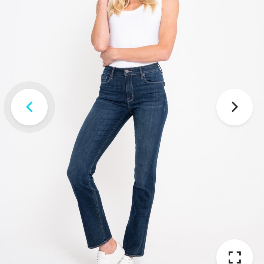 EUC Parker Smith Bombshell Straight Jeans Size 28